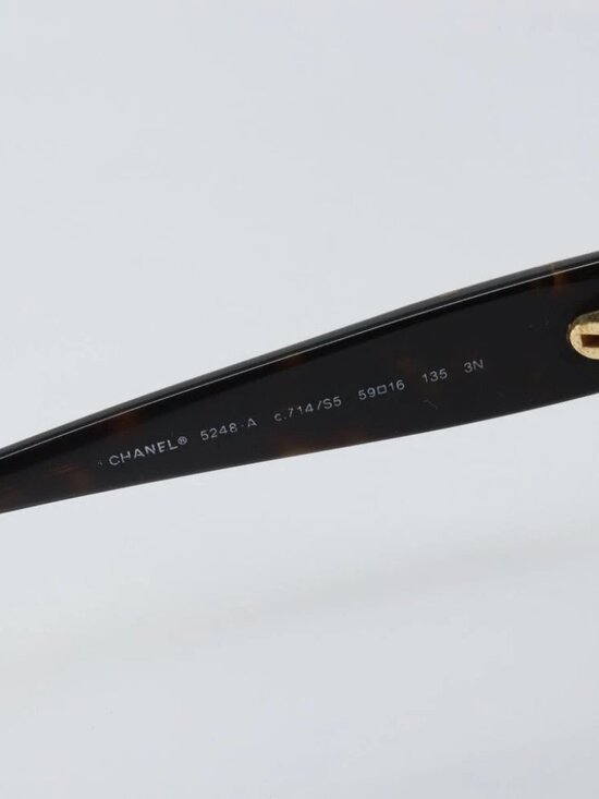 CHANEL Sunglasses plastic Brown CC main image 9